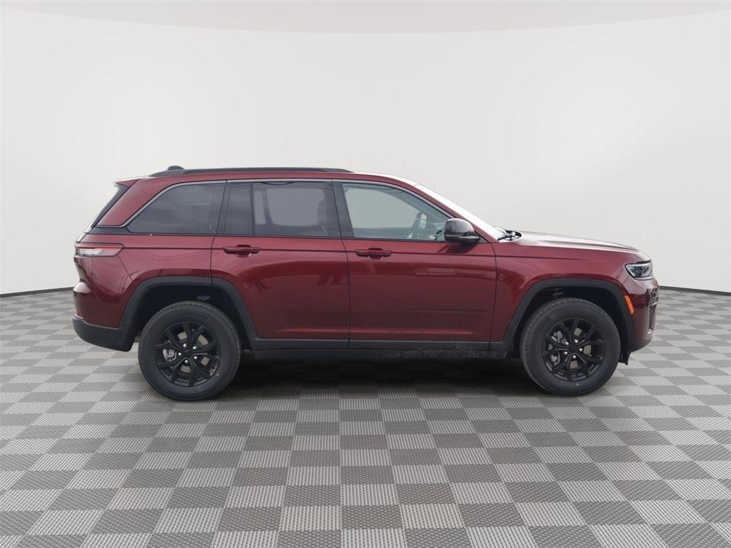 new 2026 Jeep Grand Cherokee car, priced at $37,900