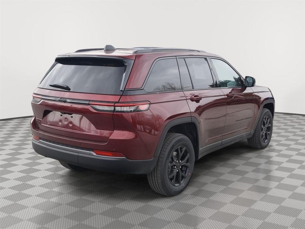 new 2026 Jeep Grand Cherokee car, priced at $37,900