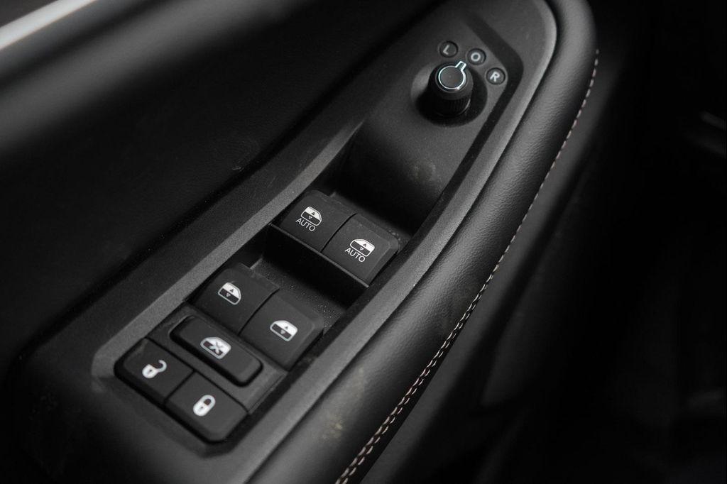 new 2026 Jeep Grand Cherokee car, priced at $37,900