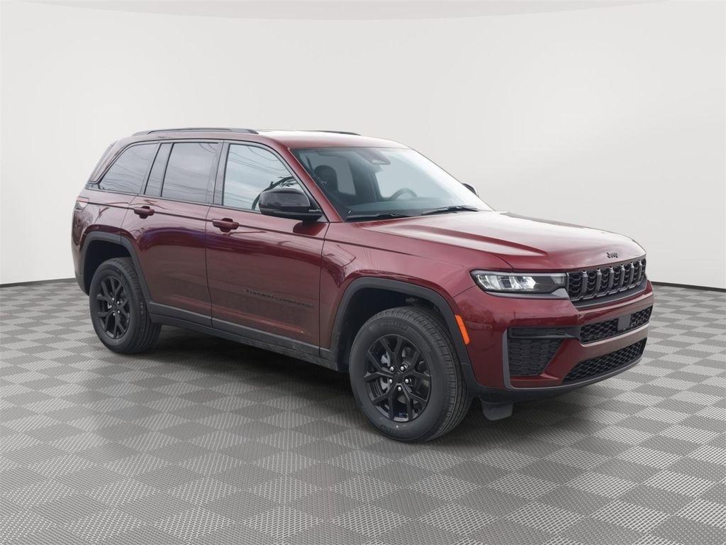 new 2026 Jeep Grand Cherokee car, priced at $37,900