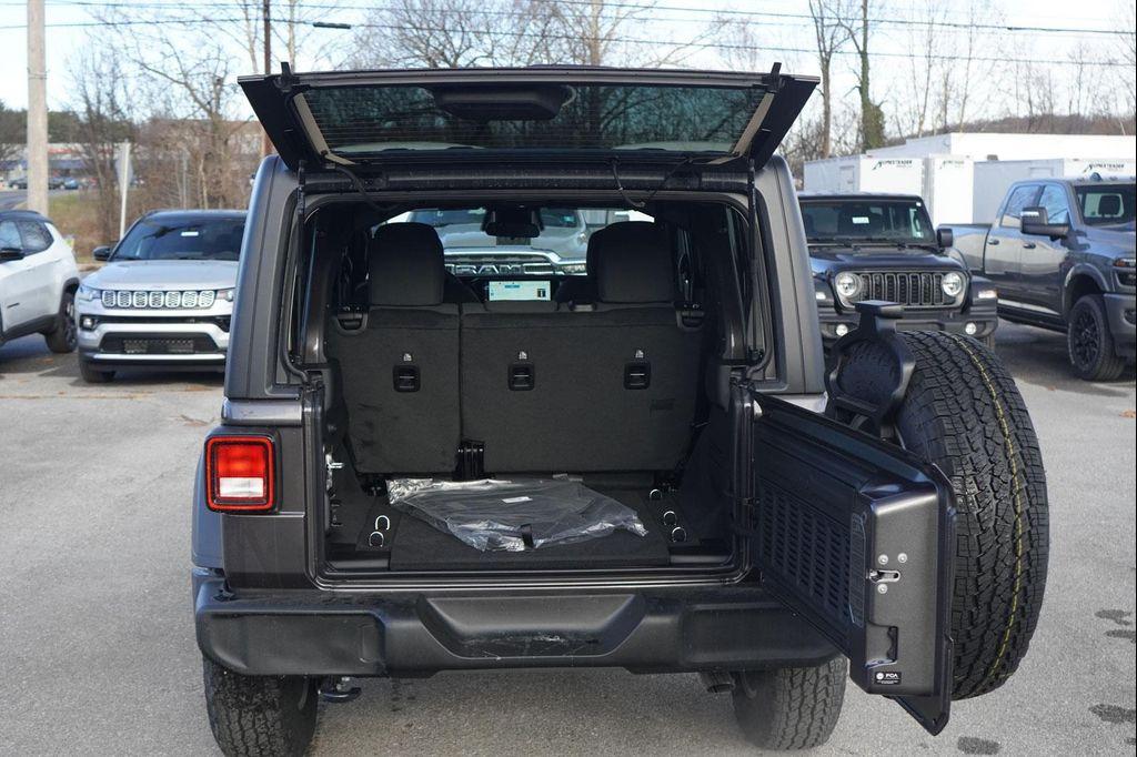 new 2026 Jeep Wrangler car, priced at $44,380