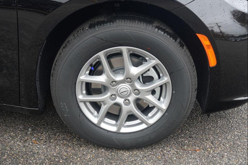 new 2026 Chrysler Pacifica car, priced at $39,855
