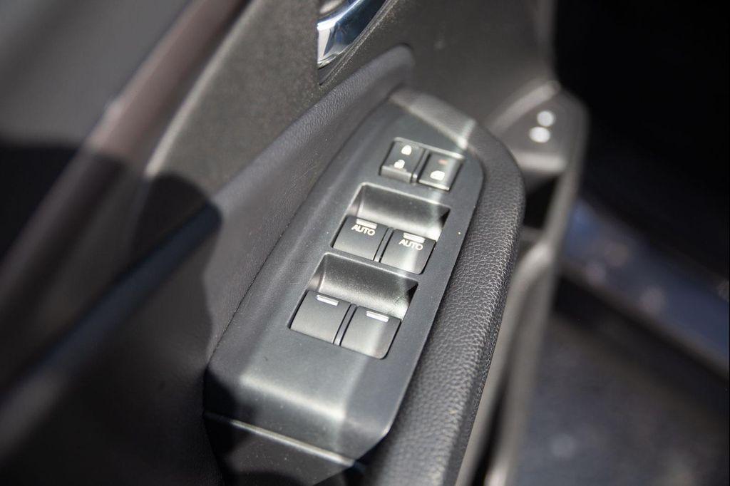 used 2022 Honda Pilot car, priced at $27,925