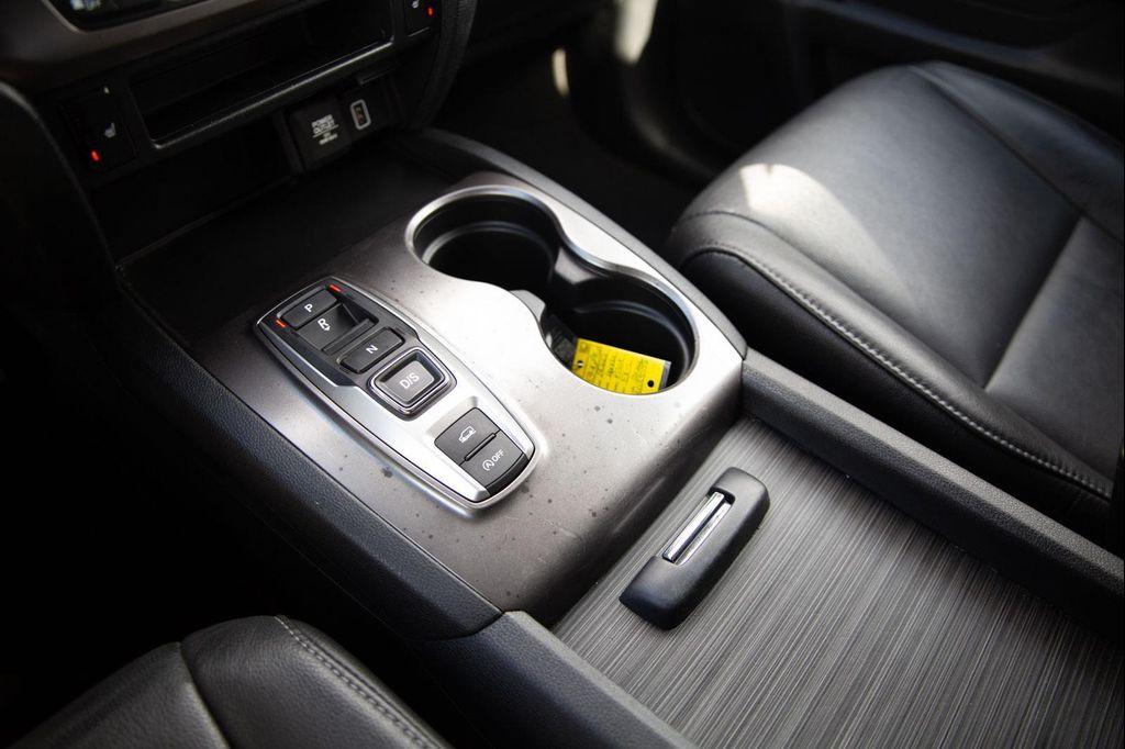 used 2022 Honda Pilot car, priced at $27,925