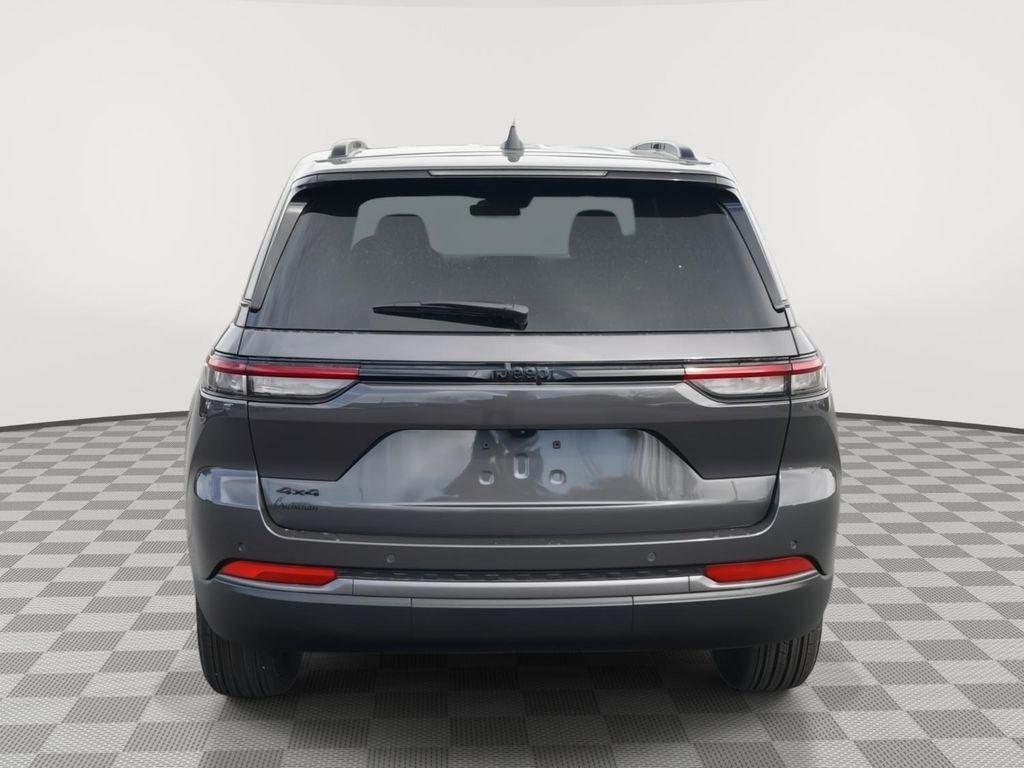 new 2026 Jeep Grand Cherokee car, priced at $38,495