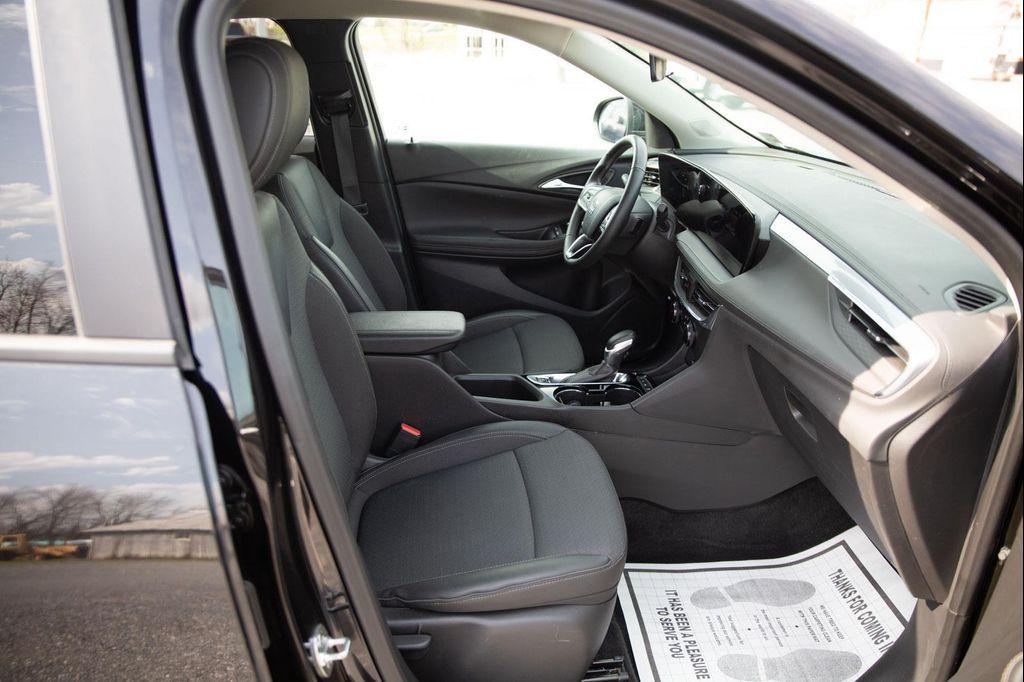 used 2025 Buick Encore GX car, priced at $22,911