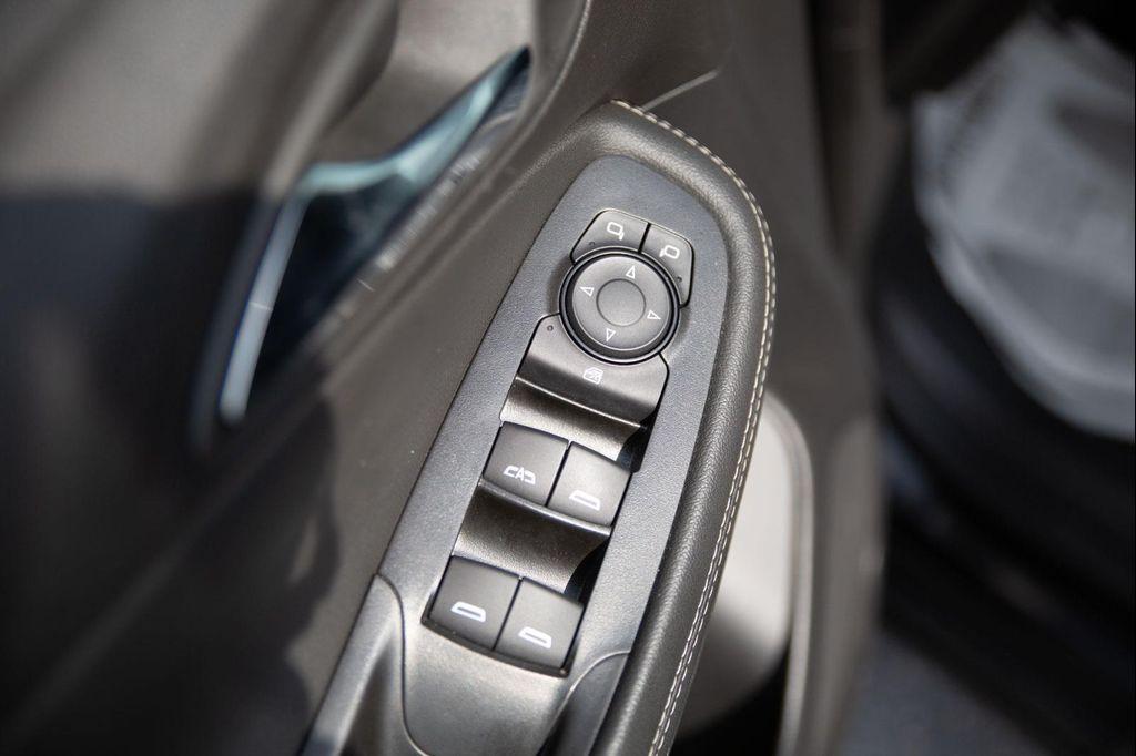 used 2025 Buick Encore GX car, priced at $22,911