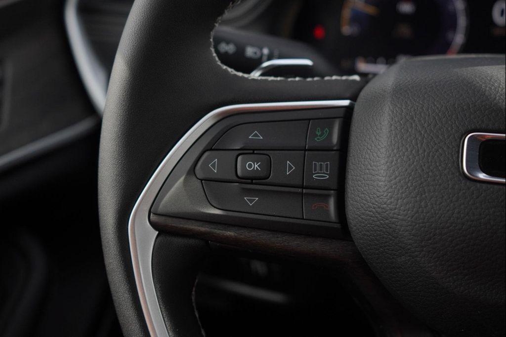 new 2026 Jeep Grand Cherokee car, priced at $40,205