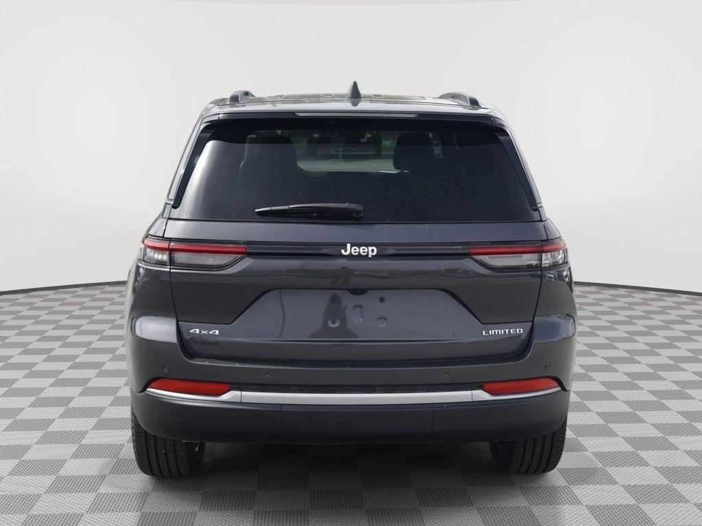 new 2026 Jeep Grand Cherokee car, priced at $40,205