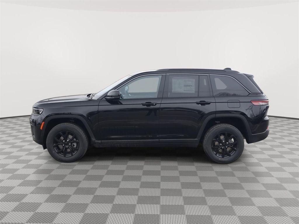 new 2026 Jeep Grand Cherokee car, priced at $38,495