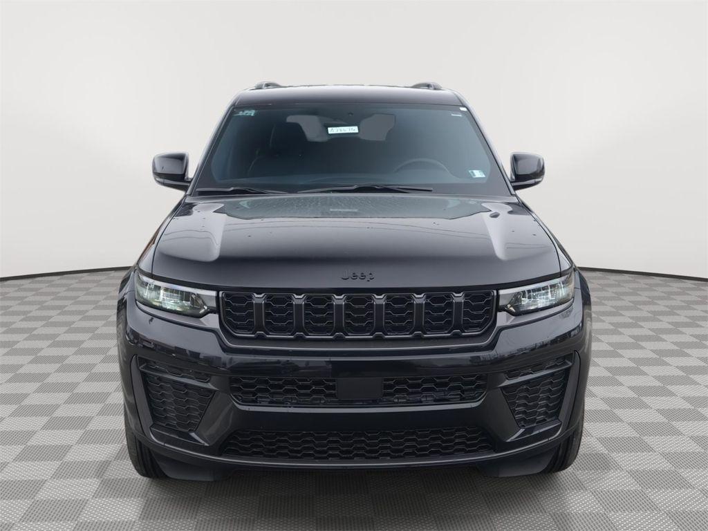 new 2026 Jeep Grand Cherokee car, priced at $38,495