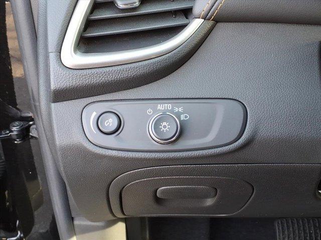 used 2022 Chevrolet Trax car, priced at $18,995