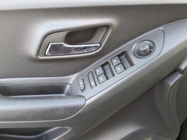 used 2022 Chevrolet Trax car, priced at $18,995