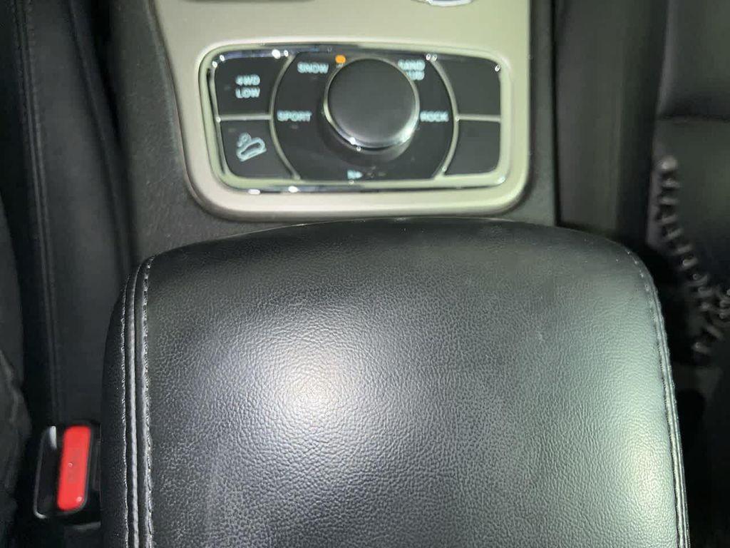 used 2012 Jeep Grand Cherokee car, priced at $12,239