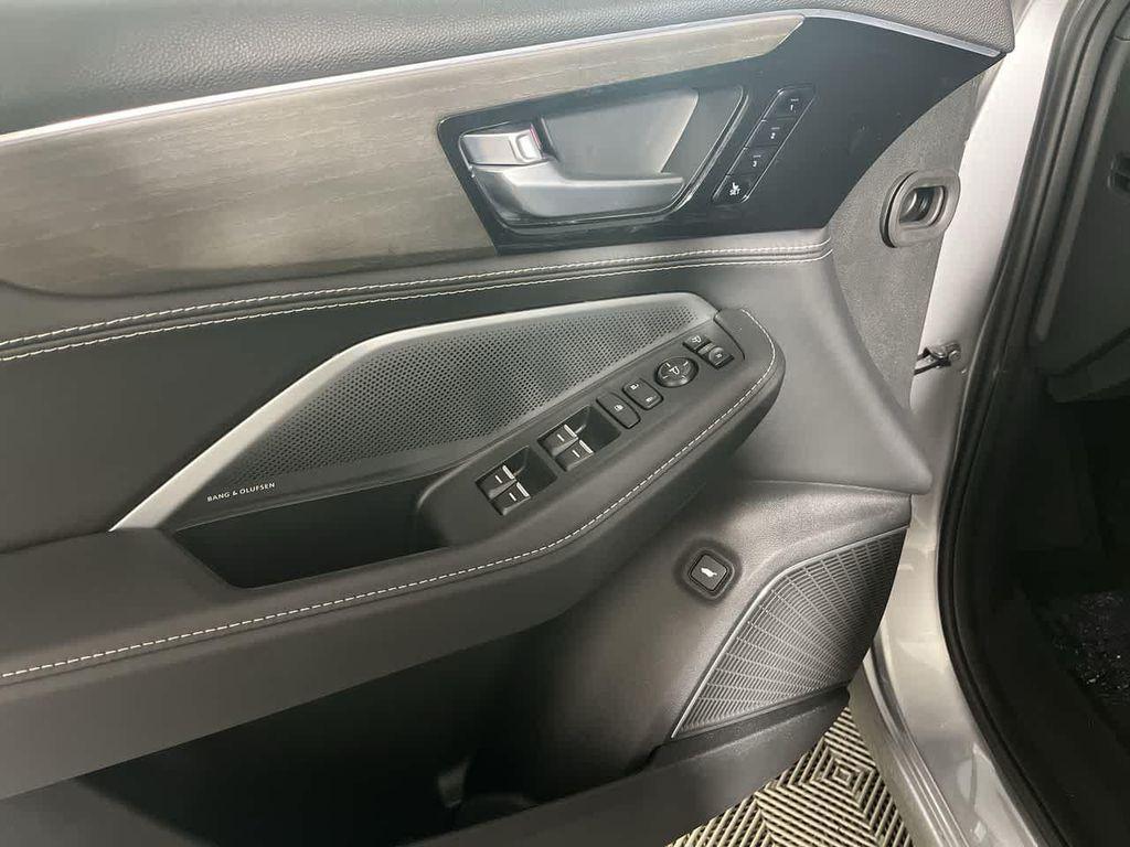 new 2026 Acura MDX car, priced at $68,250