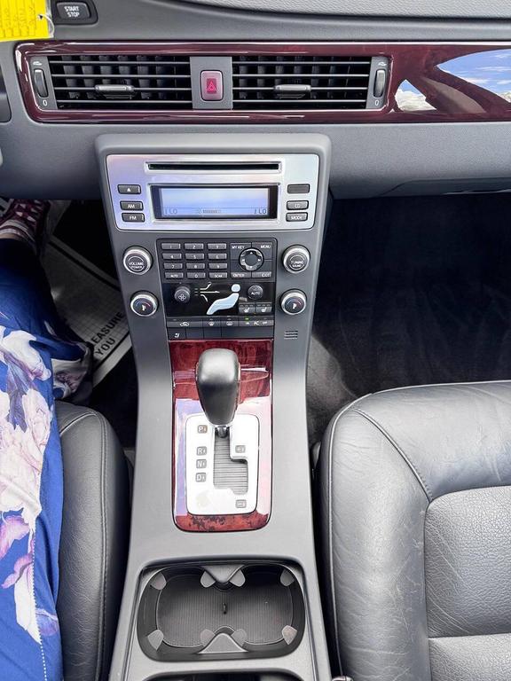 used 2007 Volvo S80 car, priced at $7,999