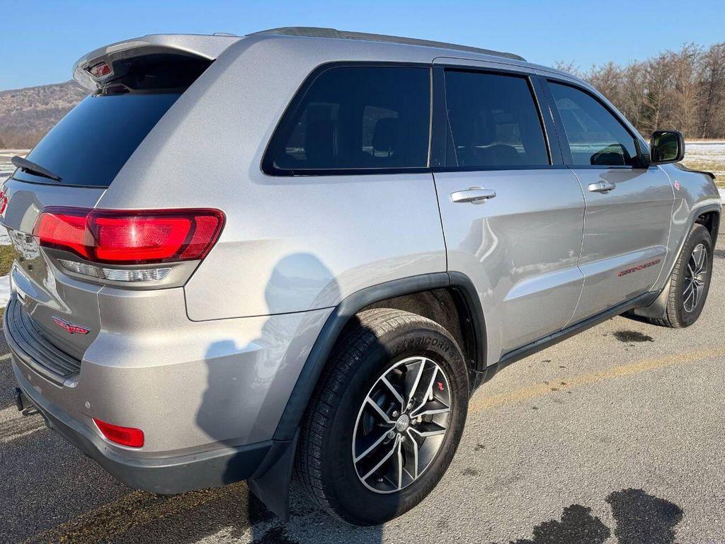 used 2017 Jeep Grand Cherokee car, priced at $15,499