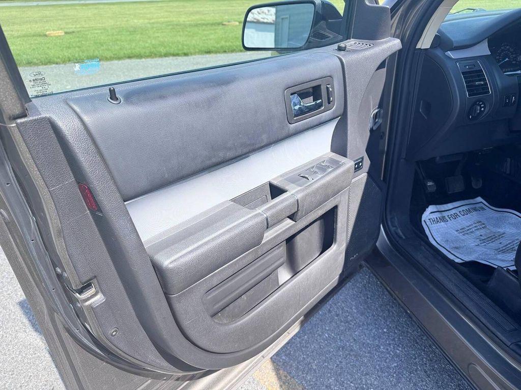 used 2014 Ford Flex car, priced at $4,999