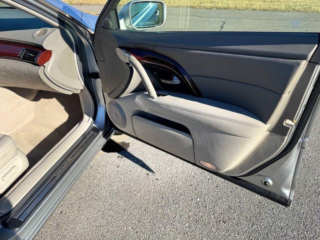 used 2007 Acura RL car, priced at $7,999