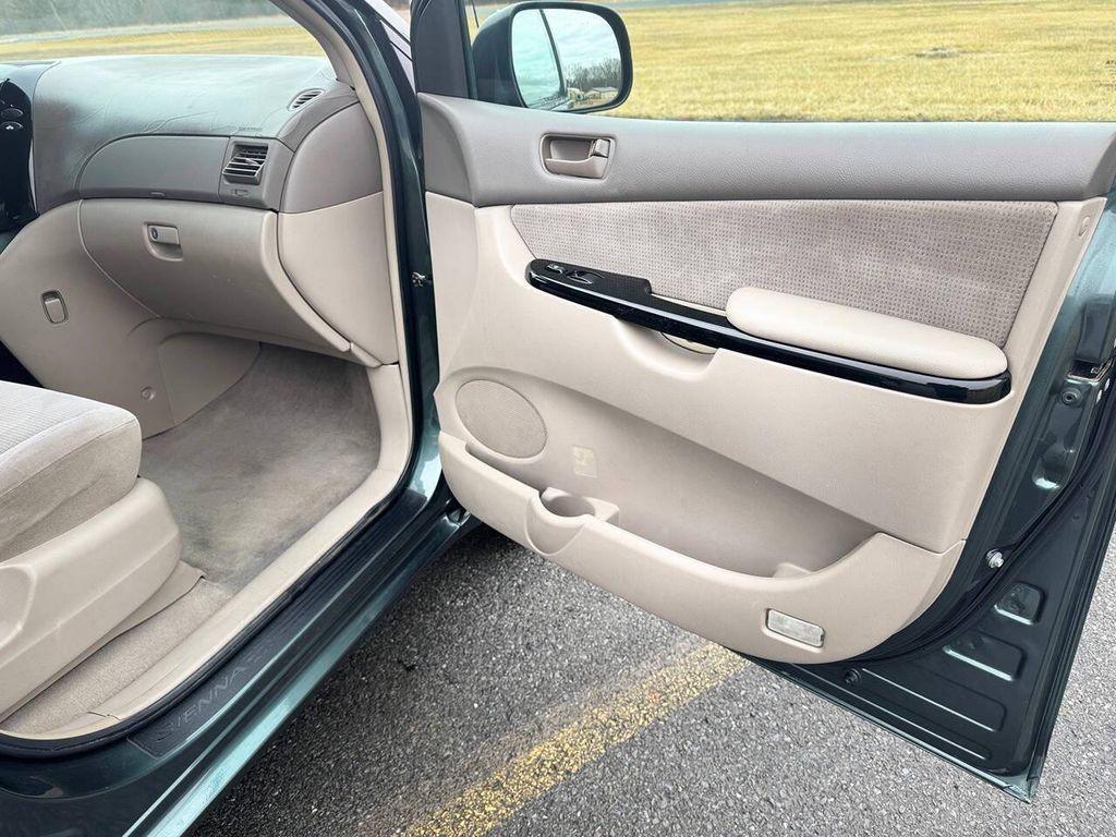 used 2004 Toyota Sienna car, priced at $3,499