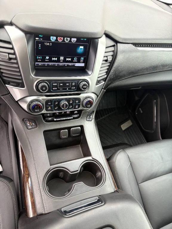 used 2020 Chevrolet Suburban car, priced at $25,999