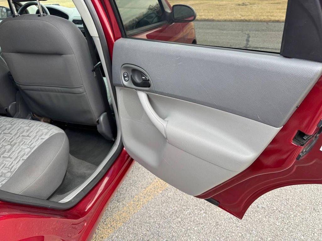 used 2005 Ford Focus car, priced at $4,999