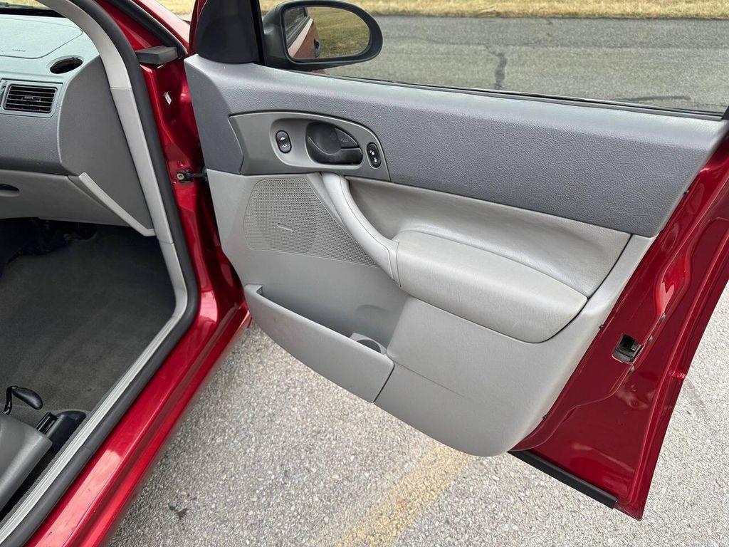 used 2005 Ford Focus car, priced at $4,999