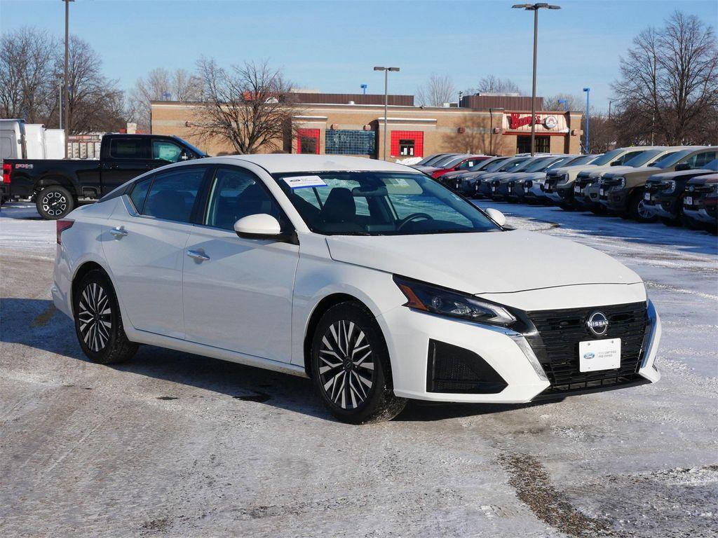used 2023 Nissan Altima car, priced at $17,350