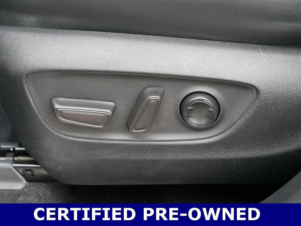 used 2024 Toyota Highlander Hybrid car, priced at $43,940