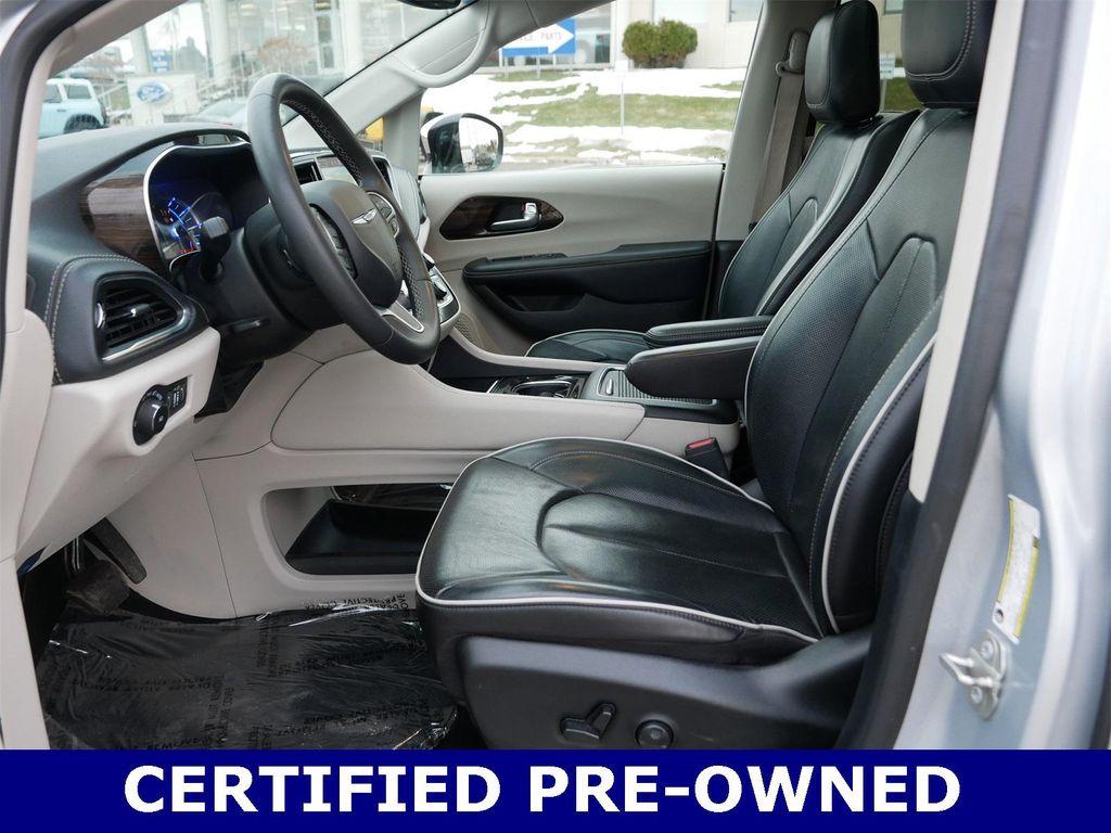 used 2023 Chrysler Pacifica Hybrid car, priced at $26,490