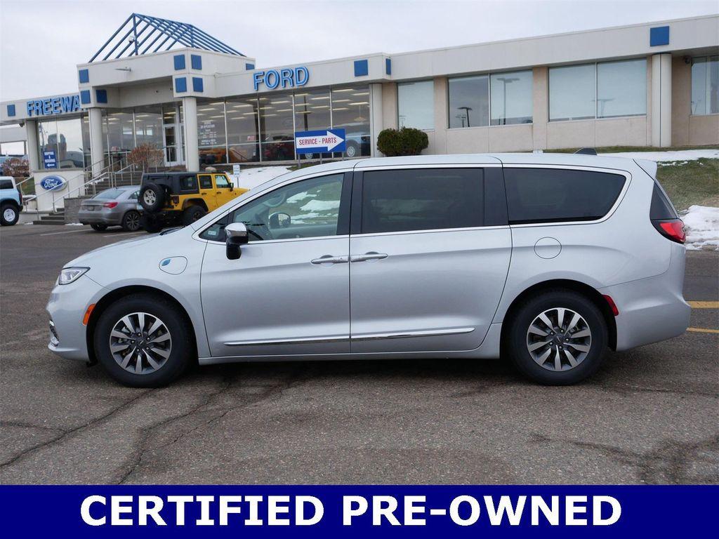 used 2023 Chrysler Pacifica Hybrid car, priced at $26,490