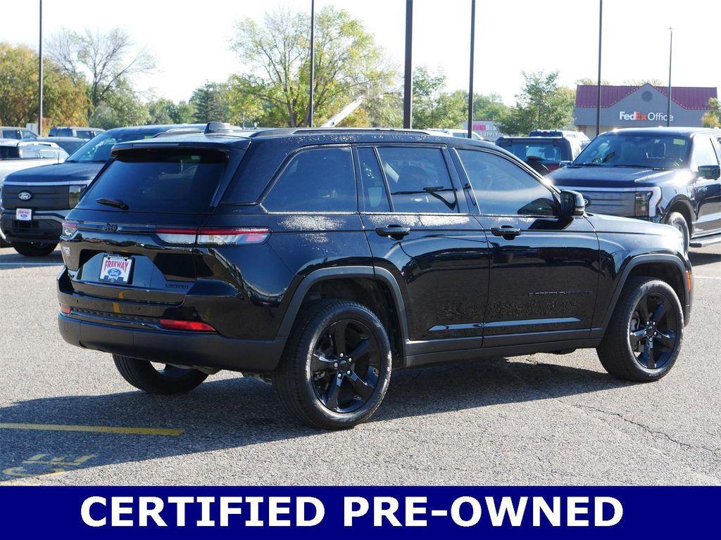 used 2024 Jeep Grand Cherokee car, priced at $34,397