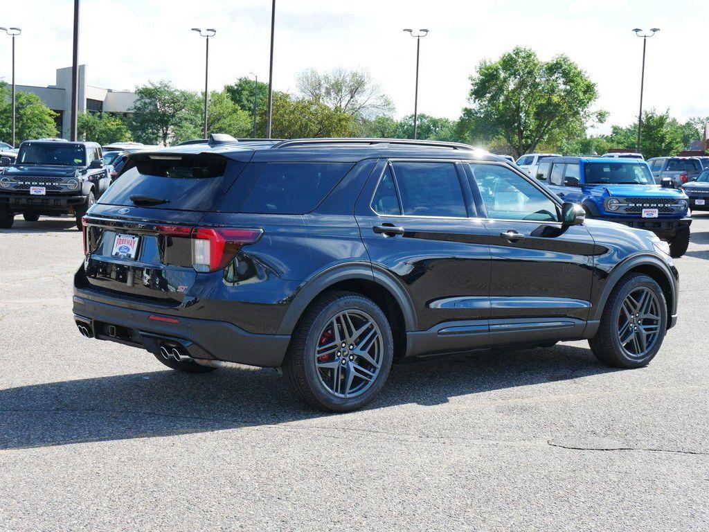 new 2025 Ford Explorer car, priced at $57,450