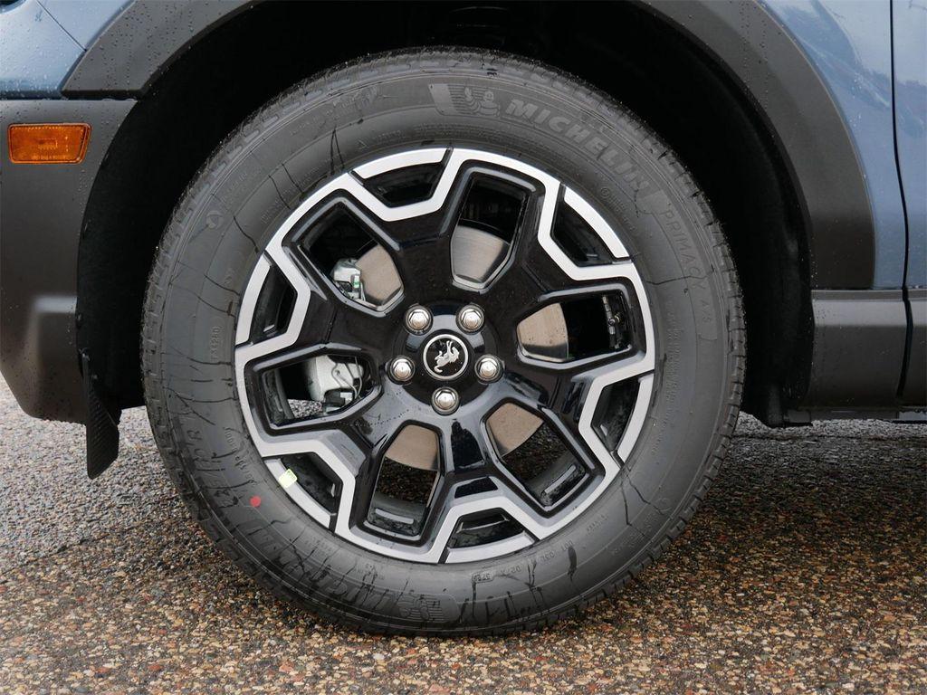 new 2025 Ford Bronco Sport car, priced at $38,239