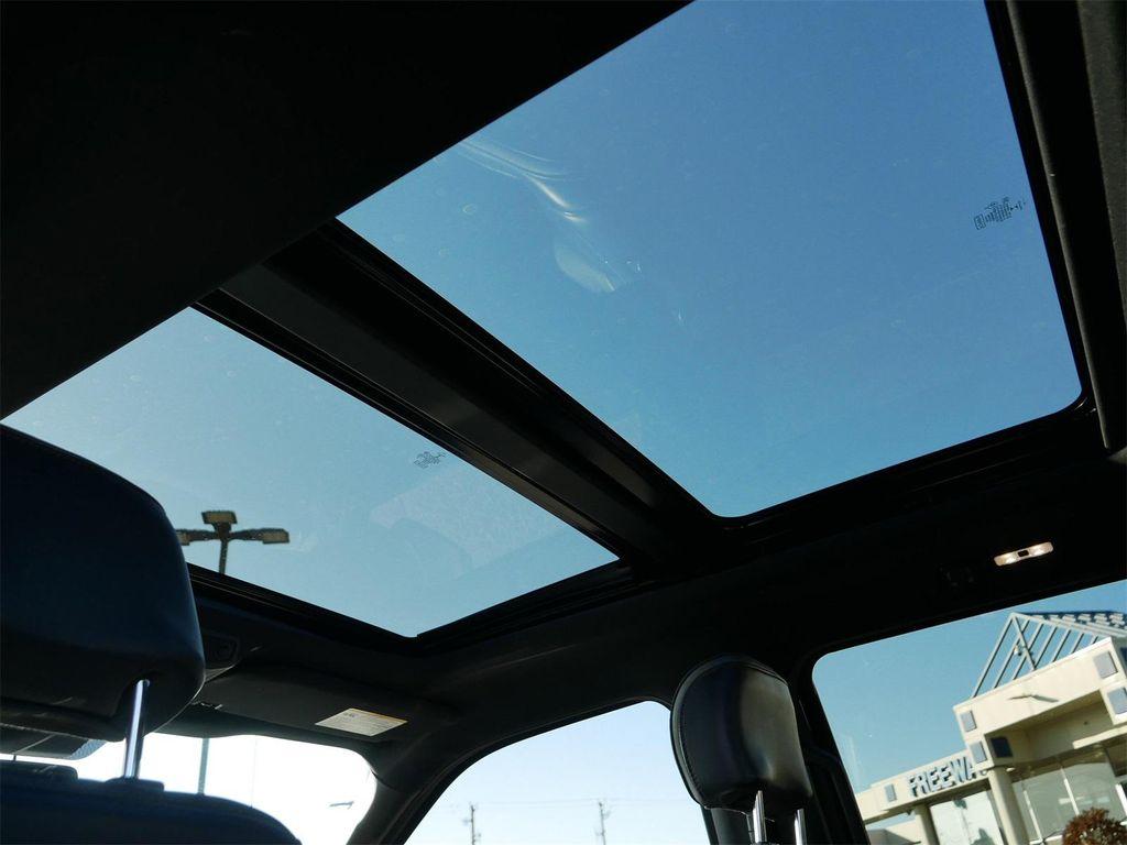 used 2020 Ford F-150 car, priced at $35,384