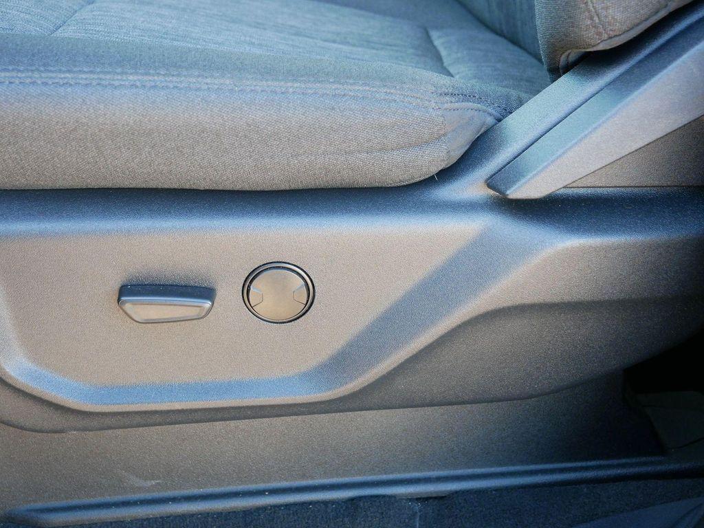 used 2024 Ford Expedition car, priced at $42,385