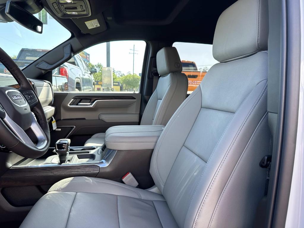 new 2026 GMC Sierra 1500 car, priced at $69,135