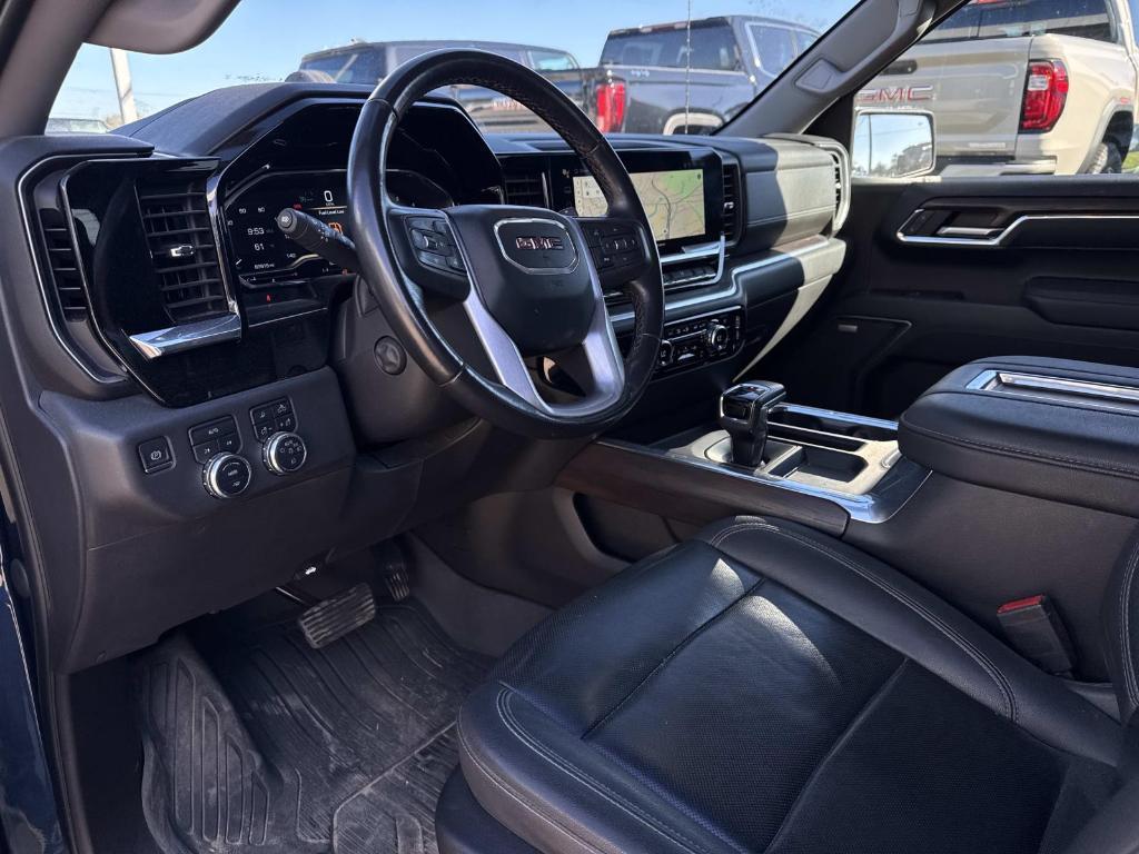 used 2022 GMC Sierra 1500 car, priced at $36,590