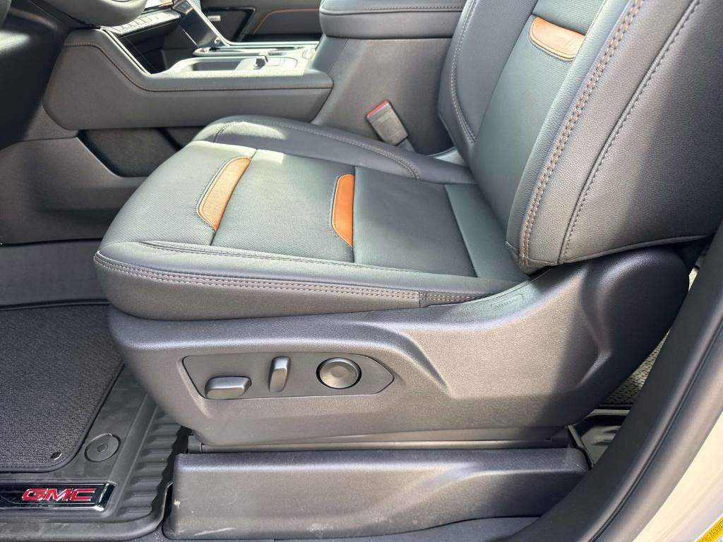 new 2026 GMC Sierra 2500 car, priced at $90,855