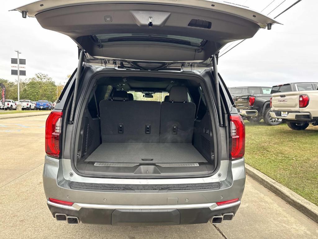 new 2026 GMC Yukon XL car, priced at $92,360