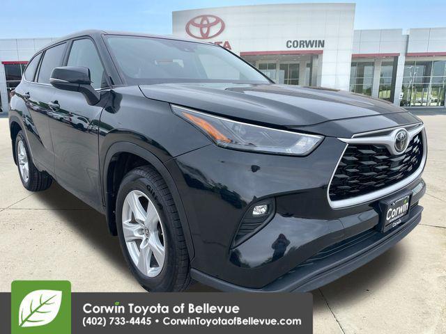 used 2024 Toyota Highlander car, priced at $33,000