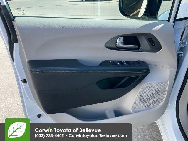 used 2024 Chrysler Pacifica car, priced at $23,500