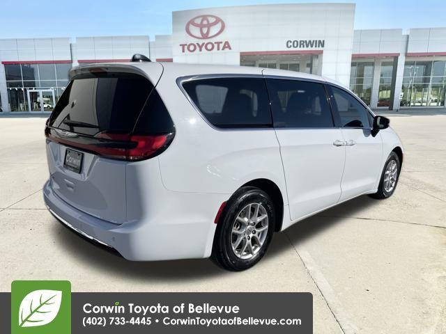 used 2024 Chrysler Pacifica car, priced at $23,500