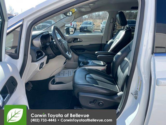 used 2024 Chrysler Pacifica car, priced at $23,500