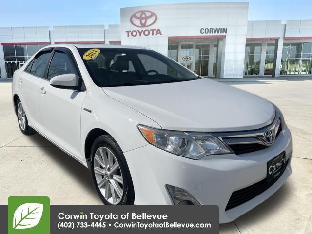 used 2014 Toyota Camry Hybrid car, priced at $9,000