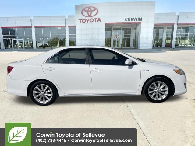 used 2014 Toyota Camry Hybrid car, priced at $9,000
