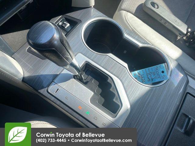 used 2014 Toyota Camry Hybrid car, priced at $9,000