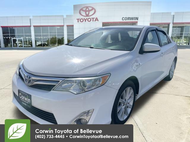 used 2014 Toyota Camry Hybrid car, priced at $9,000