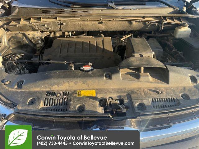 used 2016 Toyota Highlander car, priced at $13,450