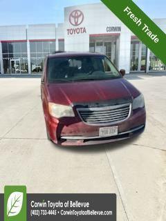used 2014 Chrysler Town & Country car, priced at $7,000